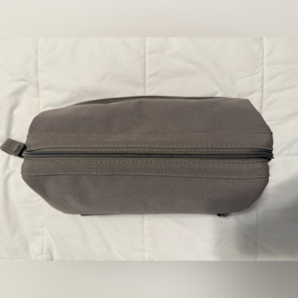 Beis Dopp Kit - Picture 2 of 9